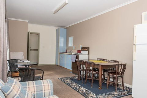 Hilltop Haven - Northern Rivers Accommodation 5