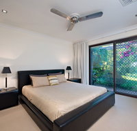 Sea Pearl 10 Corlette Point Road - Northern Rivers Accommodation