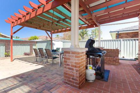 Rocky Pt Rd 83A Fingal Bay - Northern Rivers Accommodation 2
