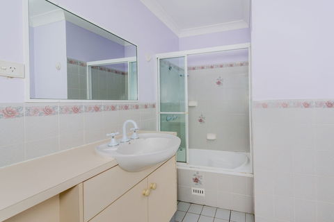 Pebble Pde 1 / 14 Fingal Bay - Northern Rivers Accommodation 5