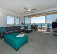 Sundeck Unit 7 - Shoal Bay - Northern Rivers Accommodation