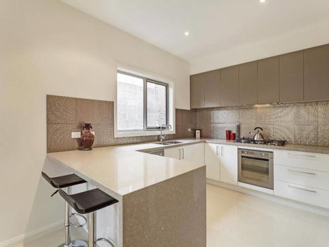 Signature Townhouse In Doncaster - Northern Rivers Accommodation 2