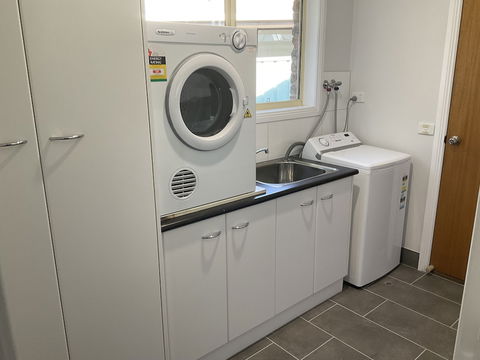 Valley View Townhouse - On The RAIL TRAIL - Northern Rivers Accommodation 3