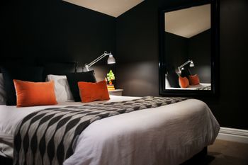 Red Earth Rock - Northern Rivers Accommodation 2