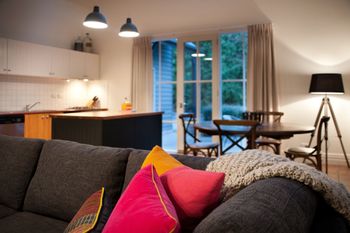 Red Earth Rock - Northern Rivers Accommodation 5