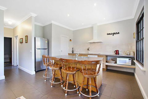 River Verse - On The Ovens - Northern Rivers Accommodation 4