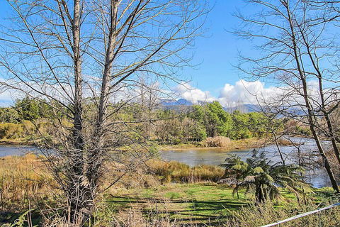 River Verse - On The Ovens - Northern Rivers Accommodation 2