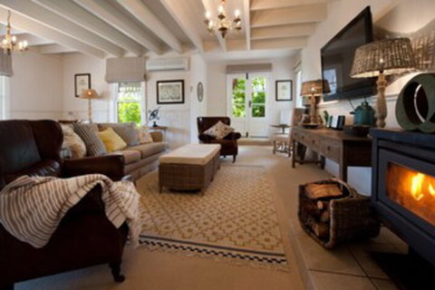 Hill House - Northern Rivers Accommodation 0