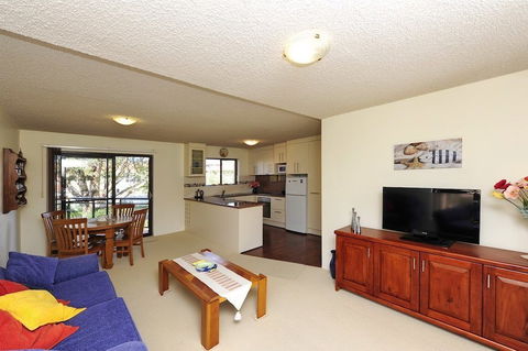 Shoreline Unit 2 / 1 Intrepid Close - Northern Rivers Accommodation 2