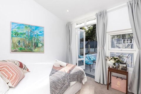 19th Century Sydney 2 Storey Cottage - Northern Rivers Accommodation 1