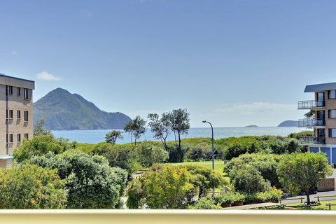 Seaspray, Unit 3/4 Intrepid Close - Northern Rivers Accommodation 1