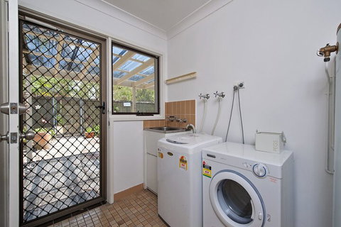 Beach House 5 Gretel Close - Northern Rivers Accommodation 1