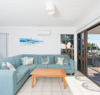 Tradewinds Unit 4/110 Victoria Parade - Northern Rivers Accommodation