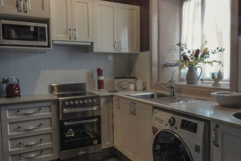 Hartley Historic Cottages - Northern Rivers Accommodation 3