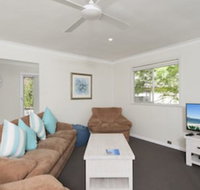 Box Beach Retreat 29 Essendene Road - Northern Rivers Accommodation