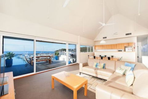 Crows Nest 6 Teramby Road DAlbora Marina - Northern Rivers Accommodation 0
