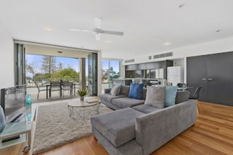 KINGSCLIFF NOR NOR EAST 101 On MARINE PARADE - Northern Rivers Accommodation 0