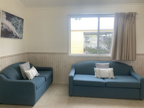 Beachfront Hallidays Point - Northern Rivers Accommodation 6