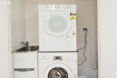 The Shoal Apartments Unit 201 / 4 8 Bullecourt Street - Northern Rivers Accommodation 2