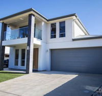 The Races - Swanport - Northern Rivers Accommodation