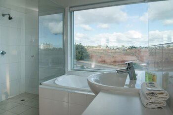 Wallaroo Marina Apartments - Northern Rivers Accommodation 3