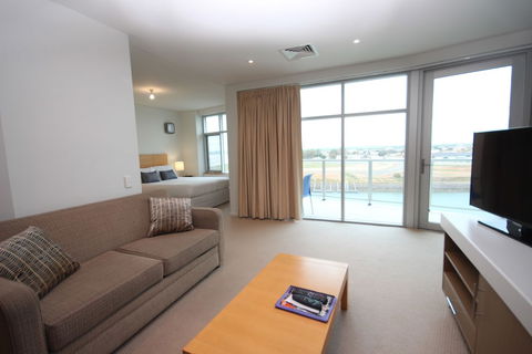 Wallaroo Marina Apartments - Northern Rivers Accommodation 2