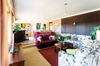 Coal D' Vine VIEW - Cessnock NSW - Northern Rivers Accommodation 2