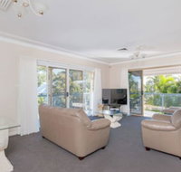 Ronald Avenue 45 Villa Floridiana - Northern Rivers Accommodation