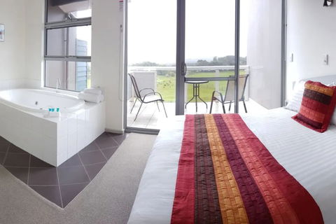 Cosy Corner Seaview Apartments - Northern Rivers Accommodation 0
