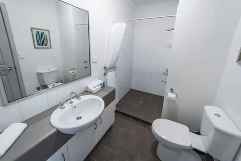 Cosy Corner Seaview Apartments - Northern Rivers Accommodation 2