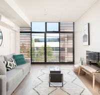 Stunning Designer Newtown Pad H394 - Northern Rivers Accommodation