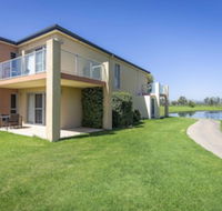 Villa on the Green - Northern Rivers Accommodation