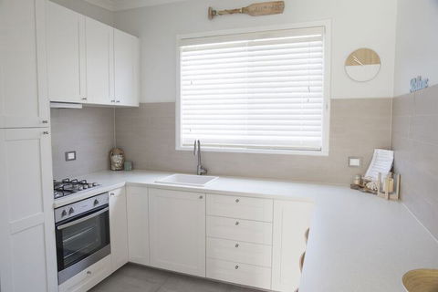 Salty Shack Lancelin - Northern Rivers Accommodation 5