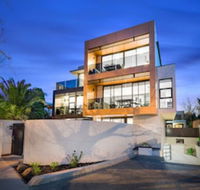 Manhattan Apartments - Caulfield North - Northern Rivers Accommodation