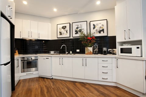StayCentral On Little Collins - Northern Rivers Accommodation 5