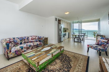 1 Bright Point Apartment 4303 - Northern Rivers Accommodation 1