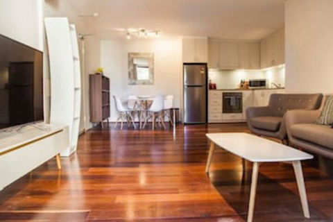 Spacious One Bedder In Potts Point - Northern Rivers Accommodation 0