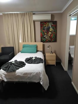 Irish Club Accommodation - Northern Rivers Accommodation 3