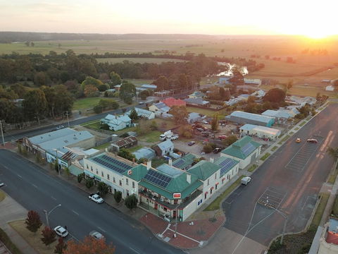 Orbost Club Hotel - Northern Rivers Accommodation 0