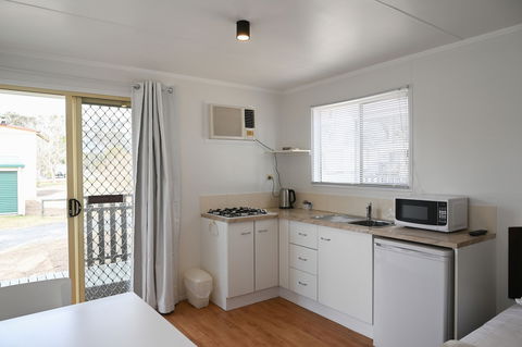 Crows Nest QLD Tourist Park - Northern Rivers Accommodation 1