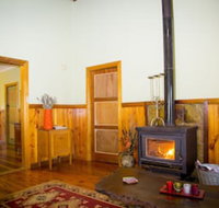 Red Tractor Retreat - Northern Rivers Accommodation
