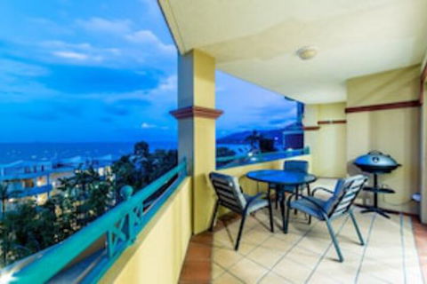 Views From Golden Orchid - Airlie Beach - Northern Rivers Accommodation 0