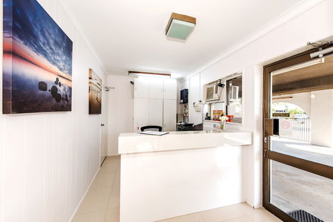 Casa Nostra Motel Mackay - Northern Rivers Accommodation 0