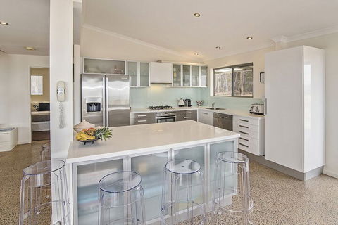 Margaret River Farmhouse - Northern Rivers Accommodation 3