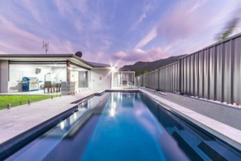 Whitsunday Sands - Cannon Valley - Northern Rivers Accommodation 0