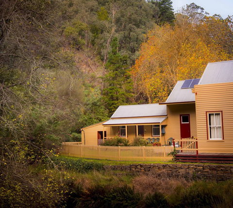 Creek Cottage - Northern Rivers Accommodation 1