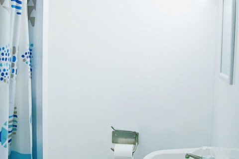 Boatel Cairns - Northern Rivers Accommodation 3