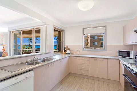 Ronald Avenue Unit 2 / 36 - Northern Rivers Accommodation 3