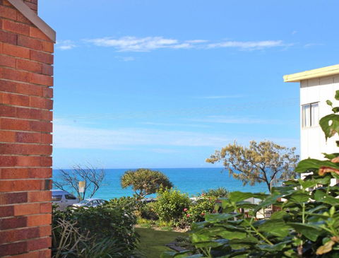 Unit 4 Coolum Cove Coolum Beach - Northern Rivers Accommodation 6