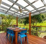 Palms House - Northern Rivers Accommodation